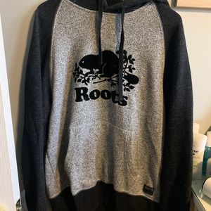 Roots hoody